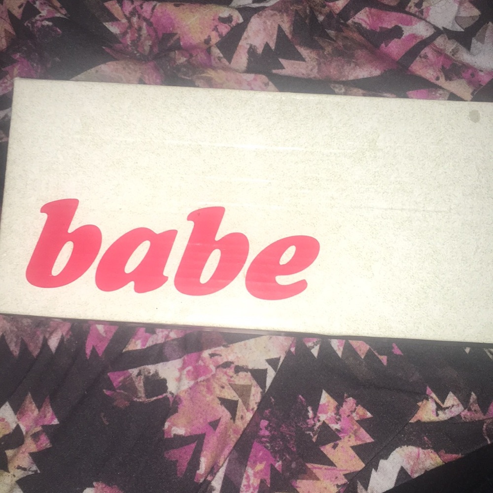 Pink Snake Print Flats Size 6   BABE Shoes